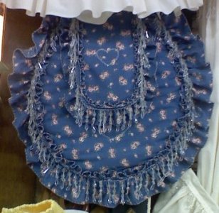 Beaded Toilet Tank Set
